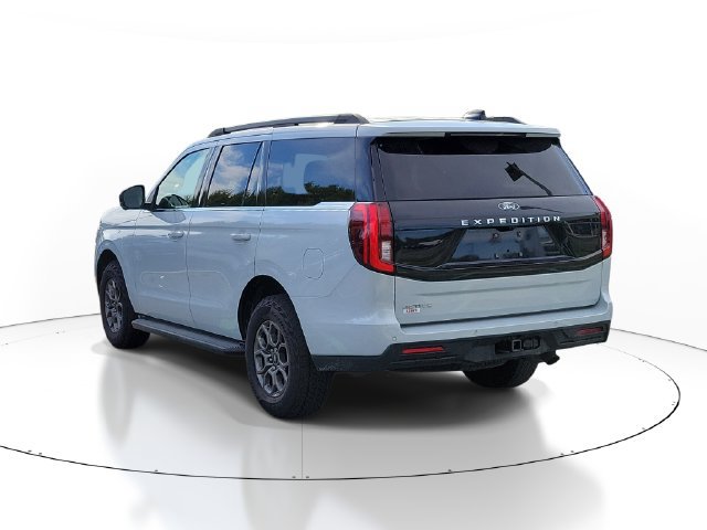 Certified 2025 Ford Expedition Active AWD/4WD image 4