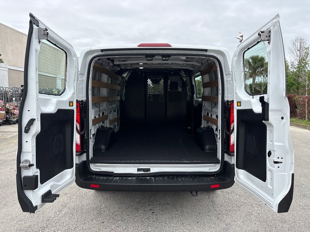 Certified 2024 Ford Transit 250 Low Roof w/ Exterior Upgrade Package RWD image 28