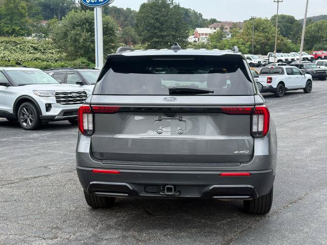 Certified 2026 Ford Explorer ST-Line AWD/4WD image 3