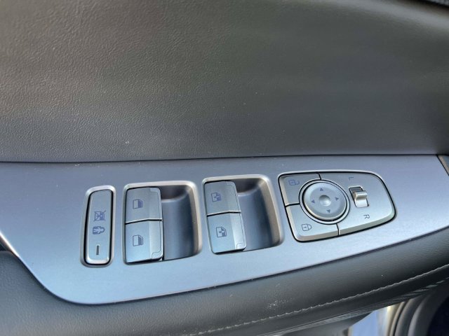 Used 2024 Hyundai Palisade Limited AWD/4WD image 18