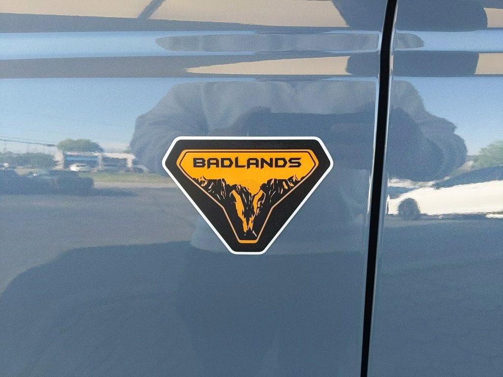Certified 2025 Ford Bronco Badlands AWD/4WD image 11