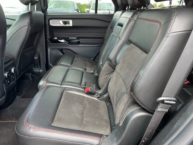 Certified 2023 Ford Explorer ST-Line AWD/4WD image 11