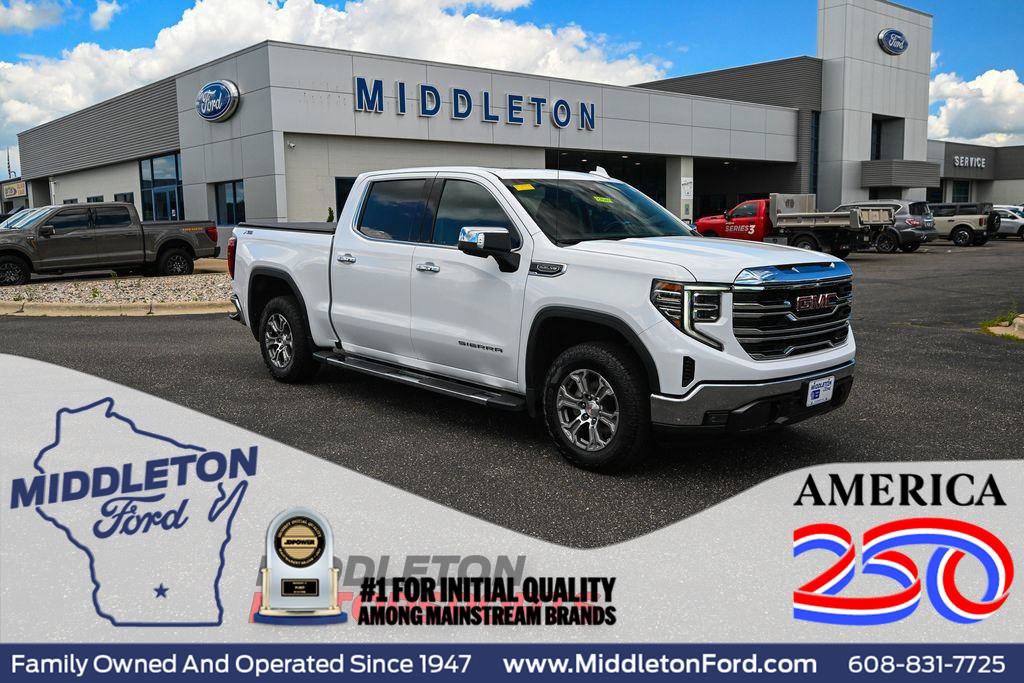 Used 2022 GMC Sierra 1500 SLT w/ SLT Convenience Package AWD/4WD image 1