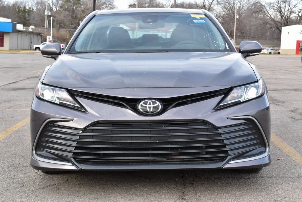 Used 2024 Toyota Camry LE w/ Convenience Package image 2