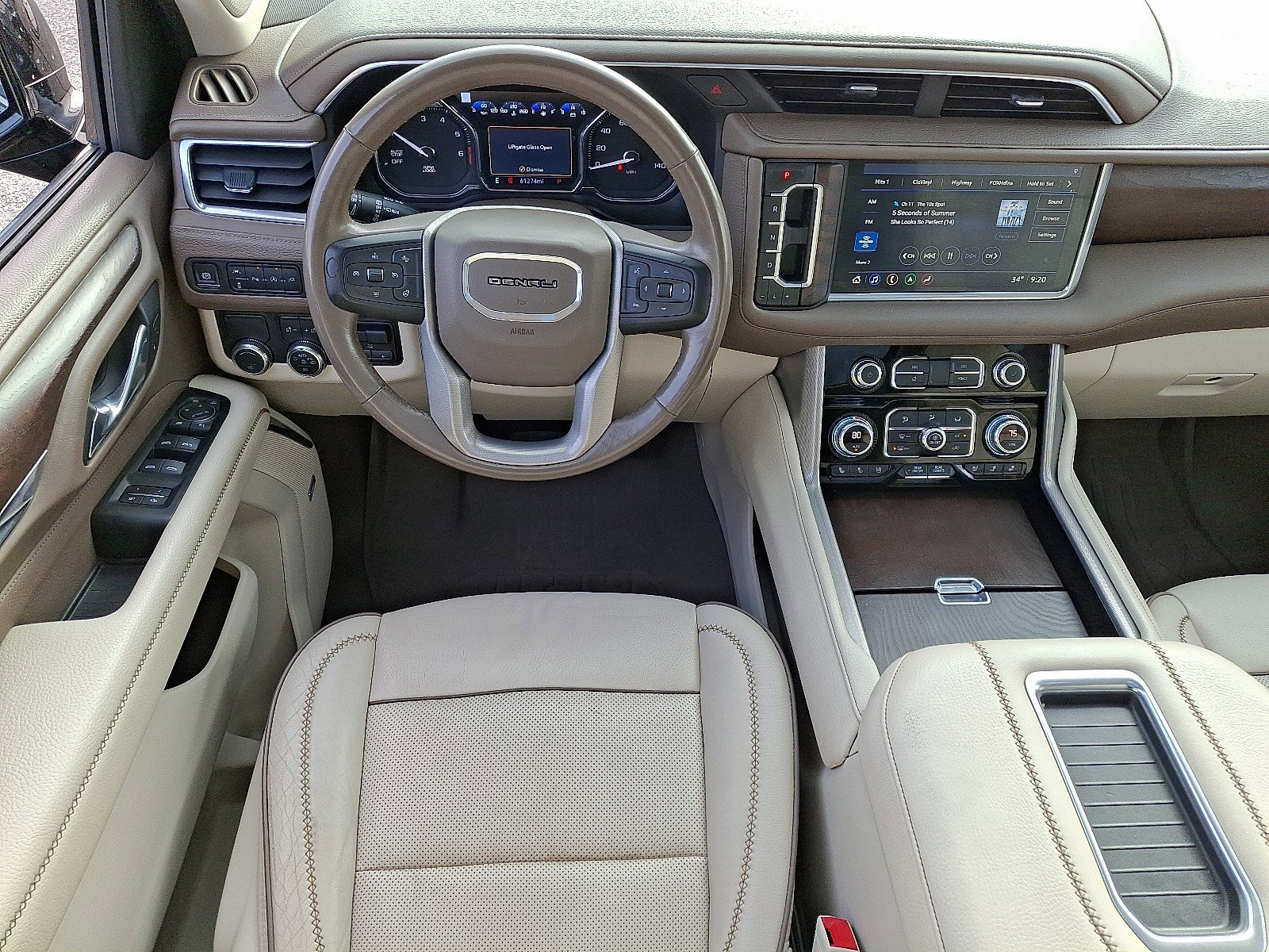 Used 2021 GMC Yukon Denali w/ Denali Premium Package image 11