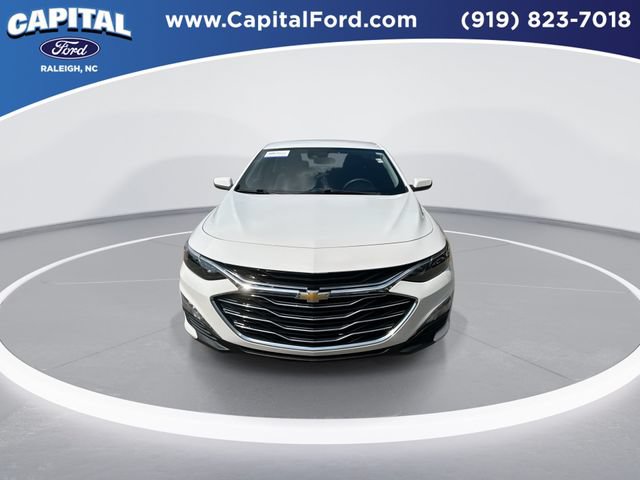 Used 2023 Chevrolet Malibu LT FWD image 3