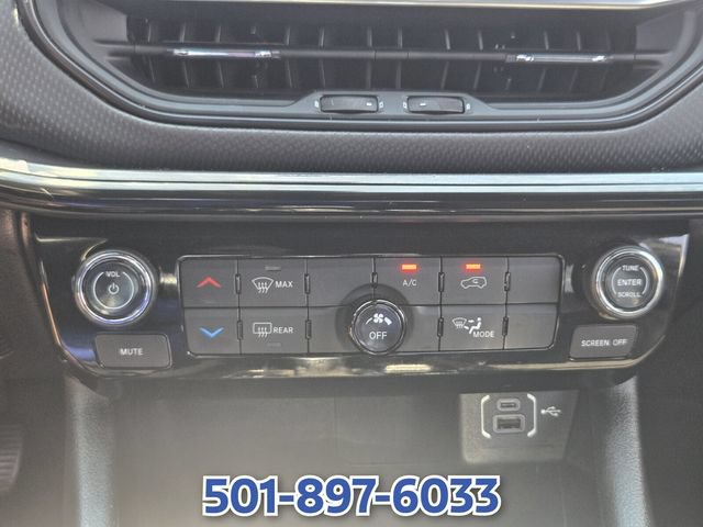 Used 2024 Jeep Compass Latitude w/ Altitude Special Edition AWD/4WD image 23