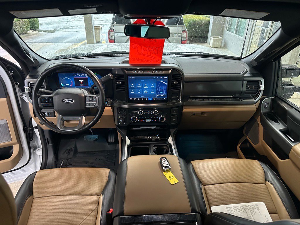 Certified 2024 Ford F250 Lariat w/ Chrome Package image 36