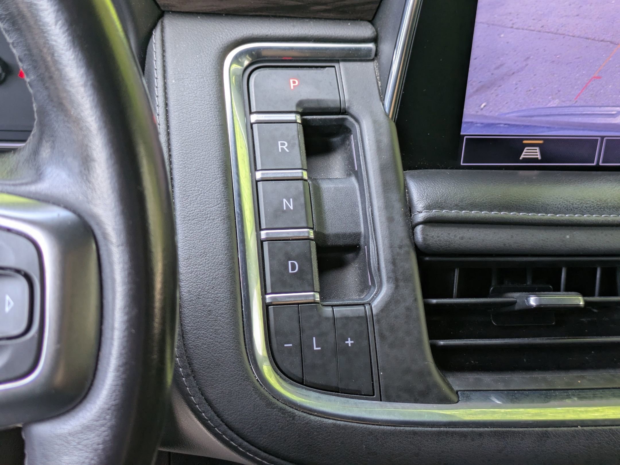 Used 2021 Chevrolet Tahoe LT image 22