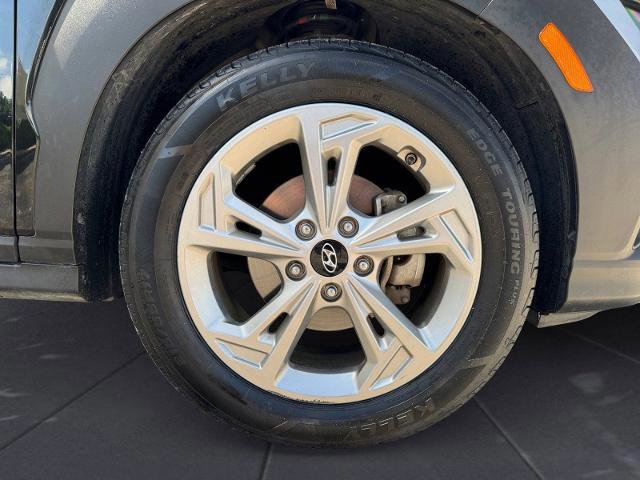 Used 2022 Hyundai Kona SEL w/ Cargo Package FWD image 14