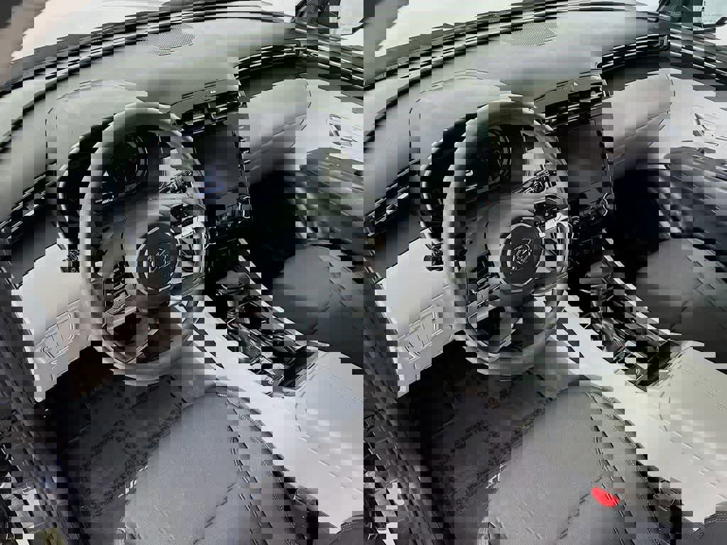 Used 2022 Hyundai Tucson SE image 9