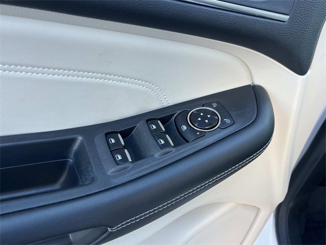 Certified 2023 Ford Edge Titanium w/ Class II Trailer Tow Package image 28