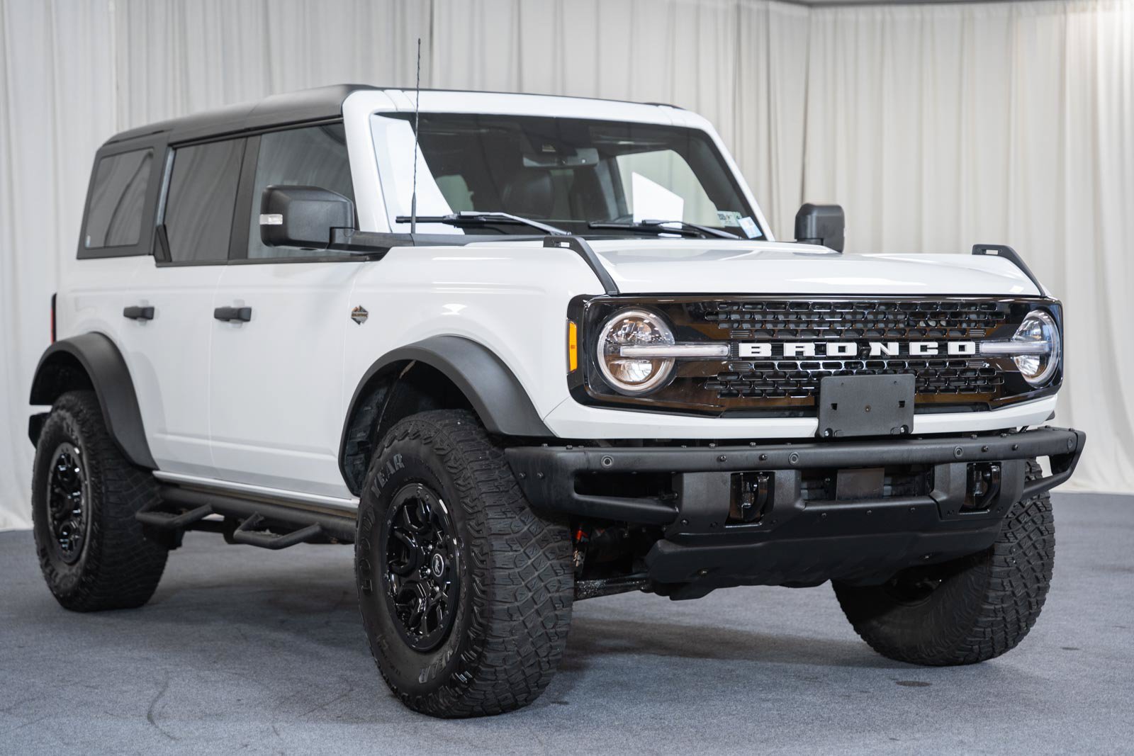 Certified 2024 Ford Bronco Wildtrak AWD/4WD image 1