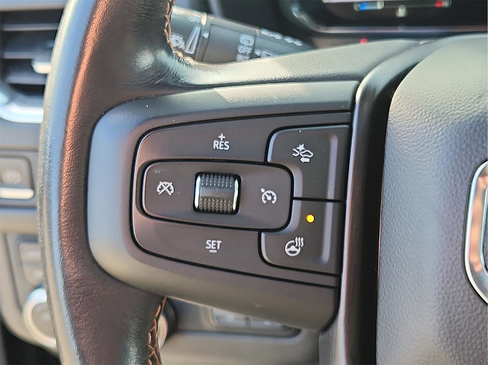 Used 2022 GMC Yukon AT4 w/ Max Trailering Package AWD/4WD image 20