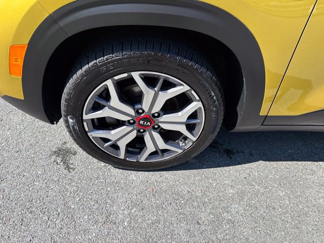 Used 2021 Kia Seltos SX w/ SX Sunroof Package AWD/4WD image 13
