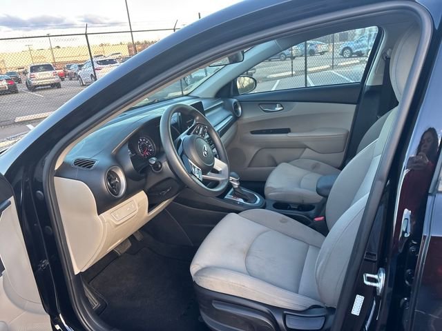 Used 2021 Kia Forte LXS image 14