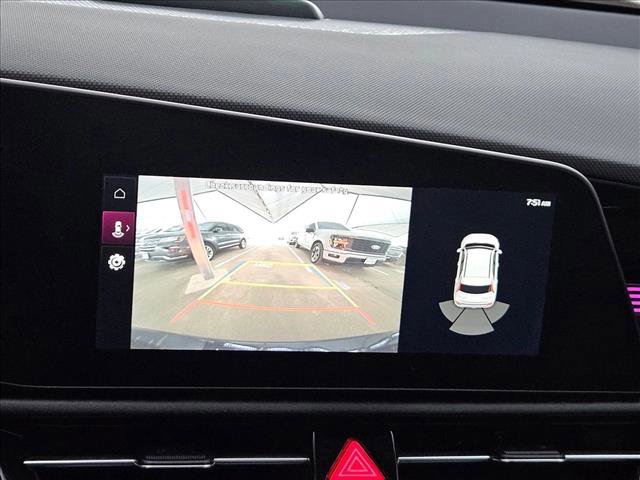 Used 2023 Kia Niro EX w/ EX Cold Weather Package image 17