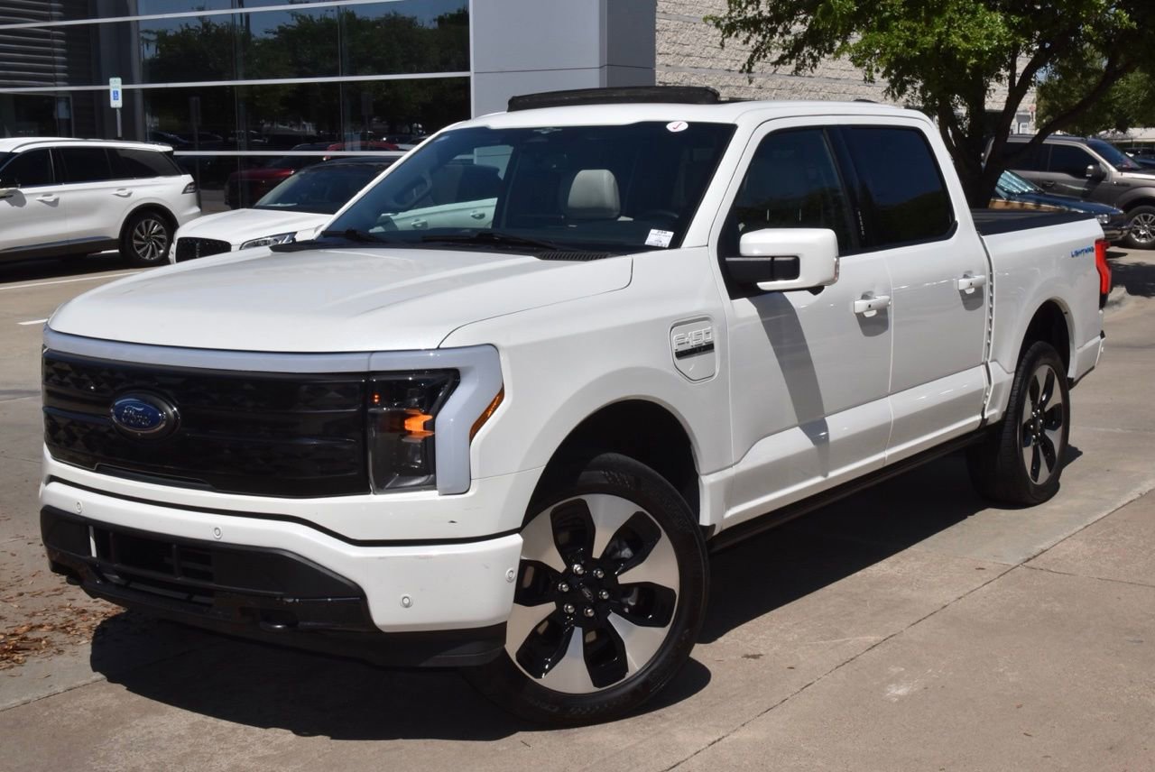 Certified 2023 Ford F150 Lightning Platinum image 3