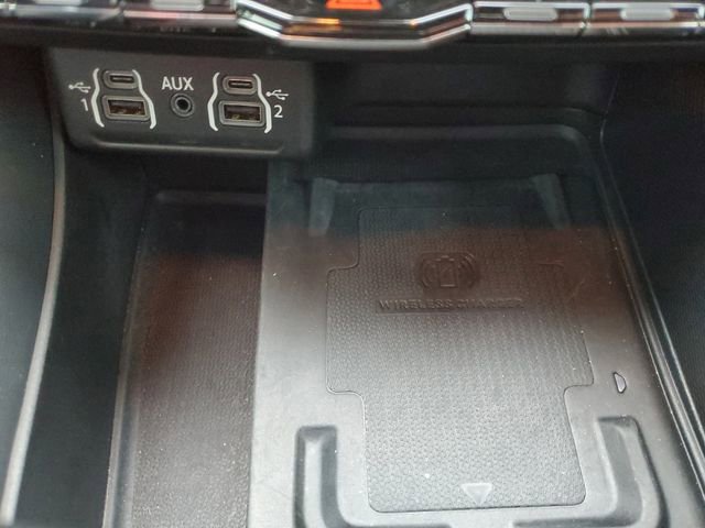 Used 2024 Dodge Durango R/T w/ Blacktop Package image 28