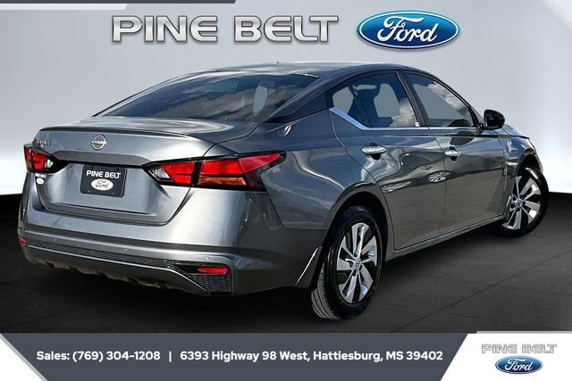 Used 2023 Nissan Altima 2.5 S image 4