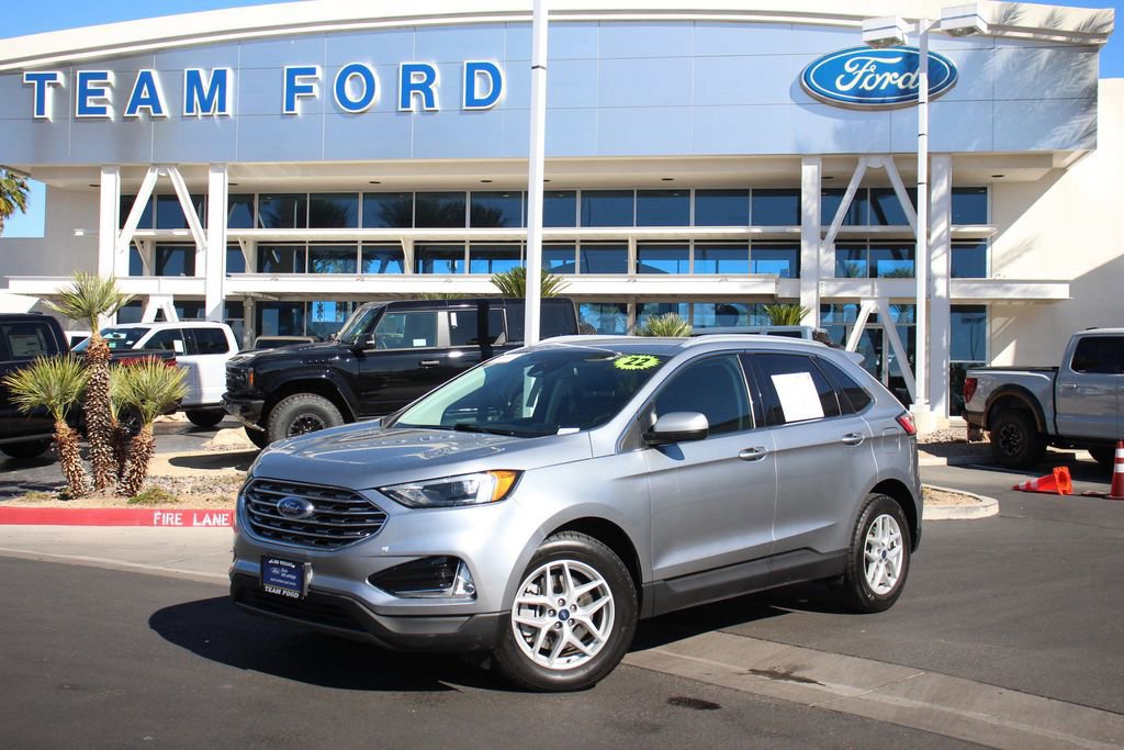 Certified 2022 Ford Edge SEL w/ Convenience Package image 2