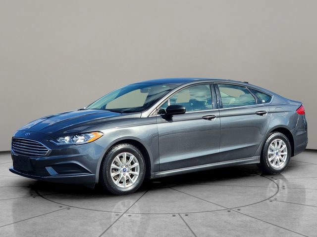 Certified 2018 Ford Fusion S image 3