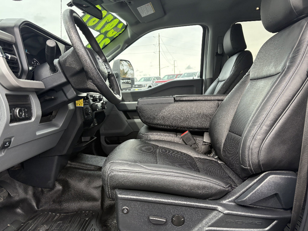 Certified 2024 Ford F350 XLT AWD/4WD image 16