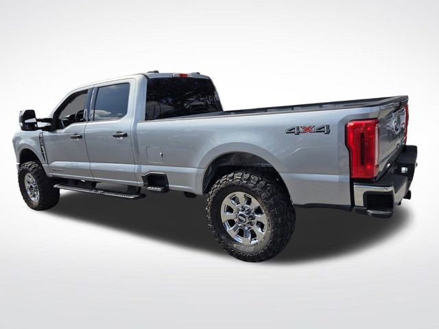 Certified 2024 Ford F350 XLT image 3