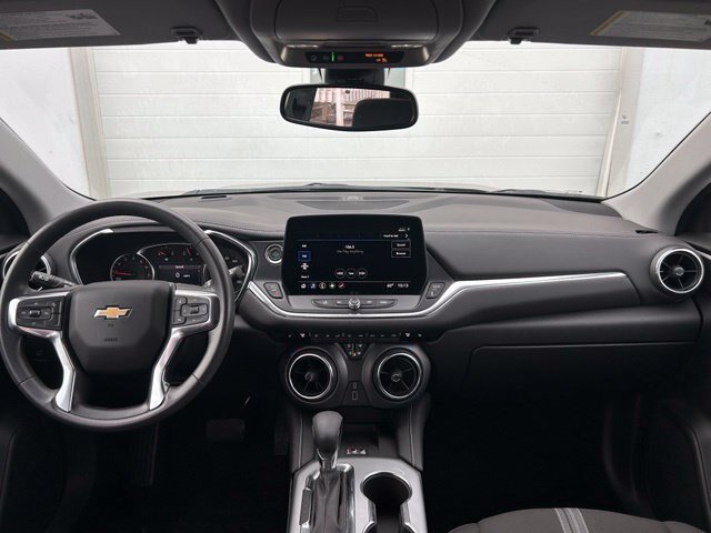 Used 2024 Chevrolet Blazer LT w/ Convenience Package FWD image 10