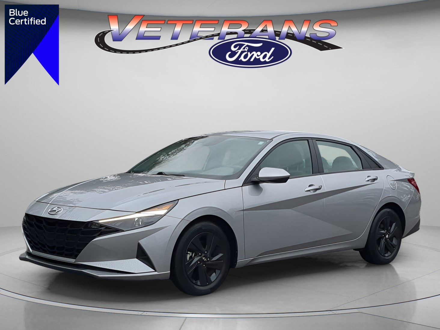 Used 2023 Hyundai Elantra SEL w/ Cargo Package image 1