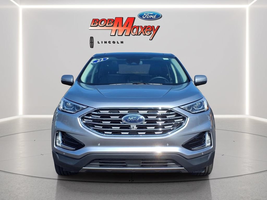 Certified 2022 Ford Edge Titanium w/ Equipment Group 301A AWD/4WD image 2