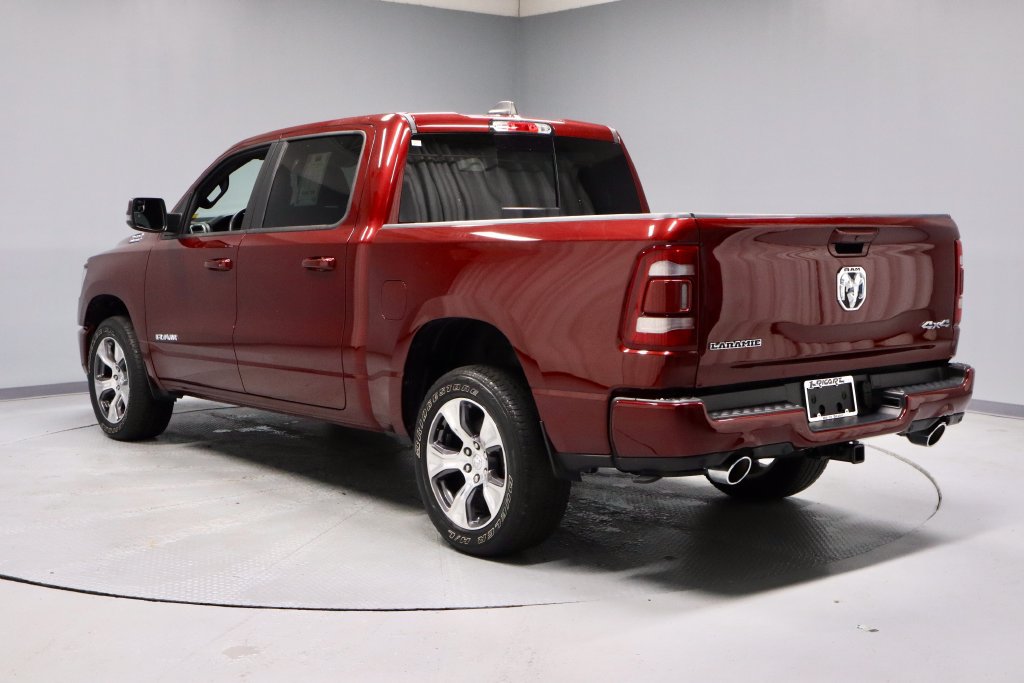 Used 2024 RAM 1500 Laramie AWD/4WD image 10