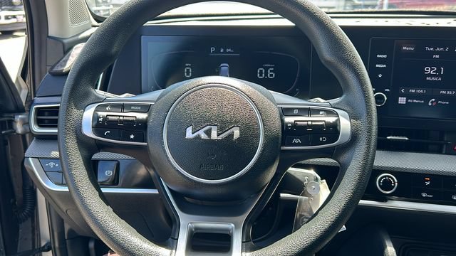 Used 2023 Kia Sportage LX AWD/4WD image 19