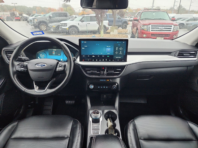 Certified 2025 Ford Escape Platinum AWD/4WD image 8