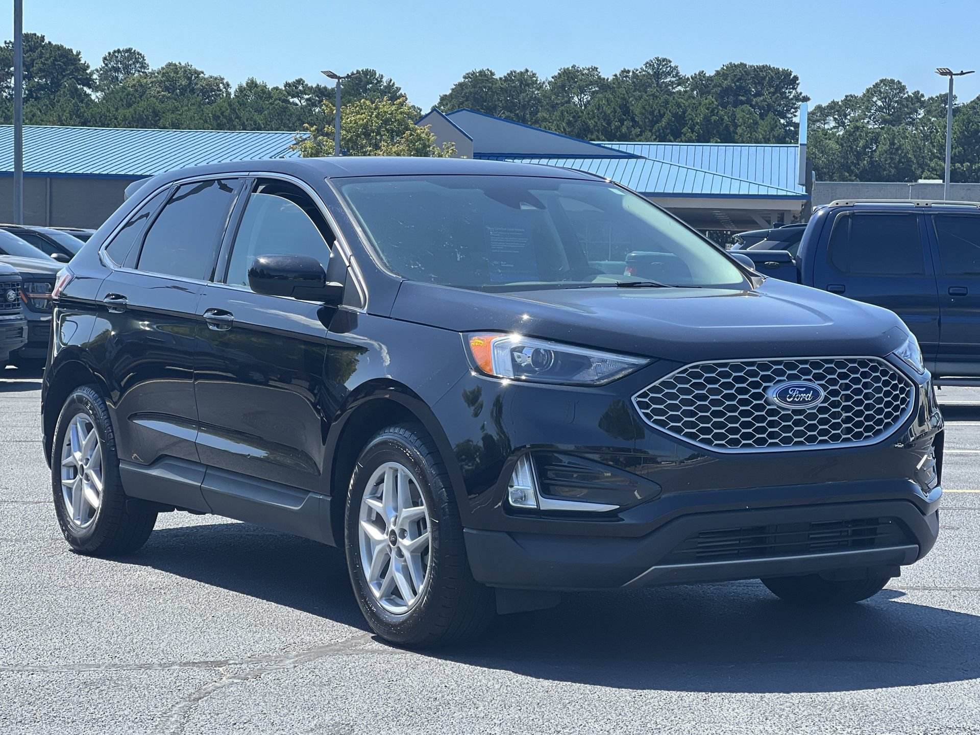 Certified 2024 Ford Edge SEL w/ Convenience Package AWD/4WD image 28