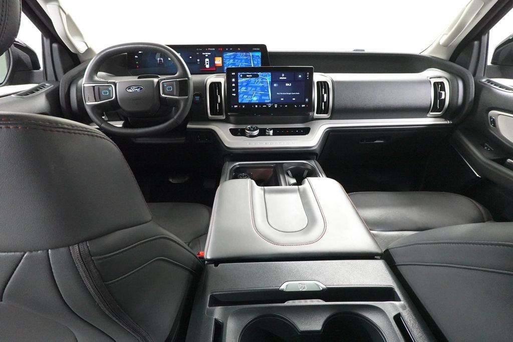 Certified 2025 Ford Expedition Active AWD/4WD image 13