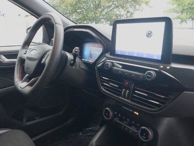Certified 2024 Ford Escape ST-Line AWD/4WD image 25
