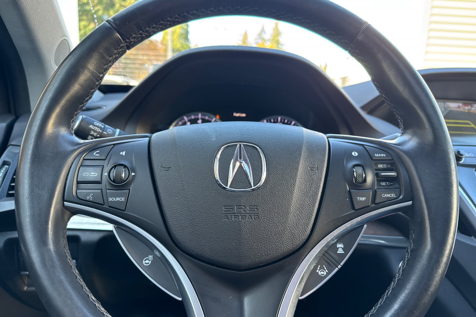 Used 2020 Acura MDX w/ Technology Package AWD/4WD image 25