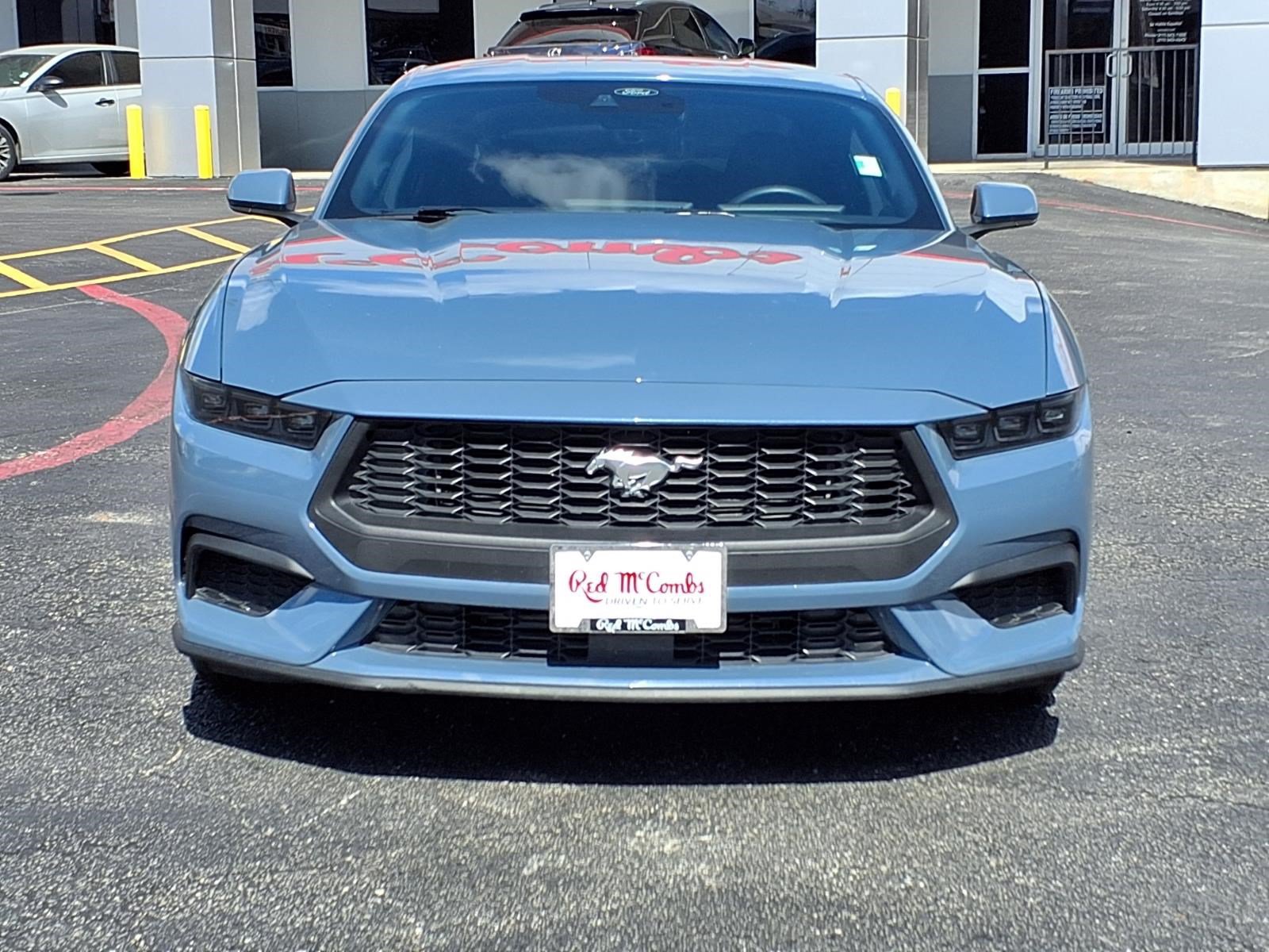Certified 2025 Ford Mustang Coupe RWD image 2