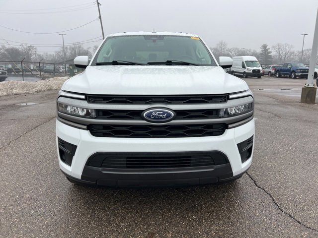 Certified 2024 Ford Expedition Max XLT image 8
