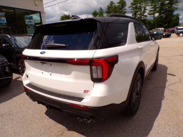 Certified 2025 Ford Explorer ST AWD/4WD image 7