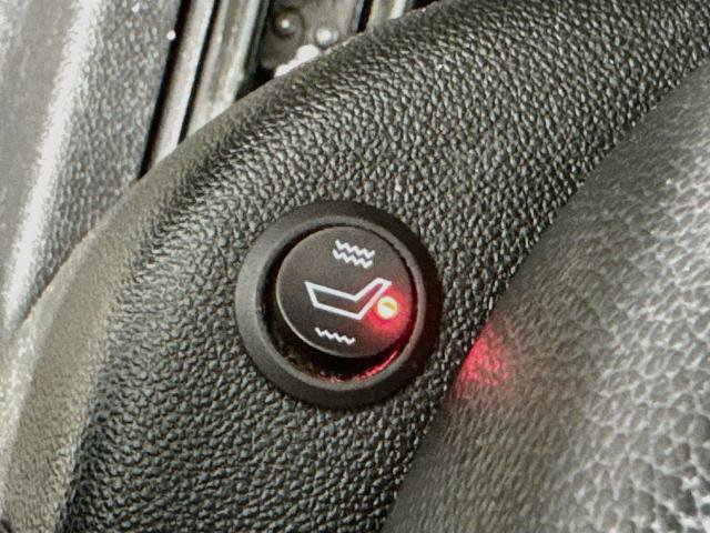 Used 2022 Chevrolet Silverado 1500 Custom AWD/4WD image 20
