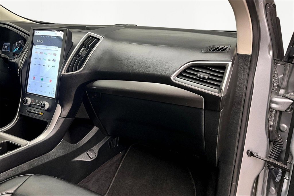 Certified 2023 Ford Edge SEL image 17