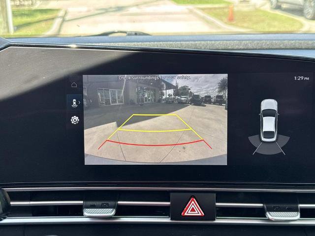 Used 2022 Hyundai Elantra Limited image 30