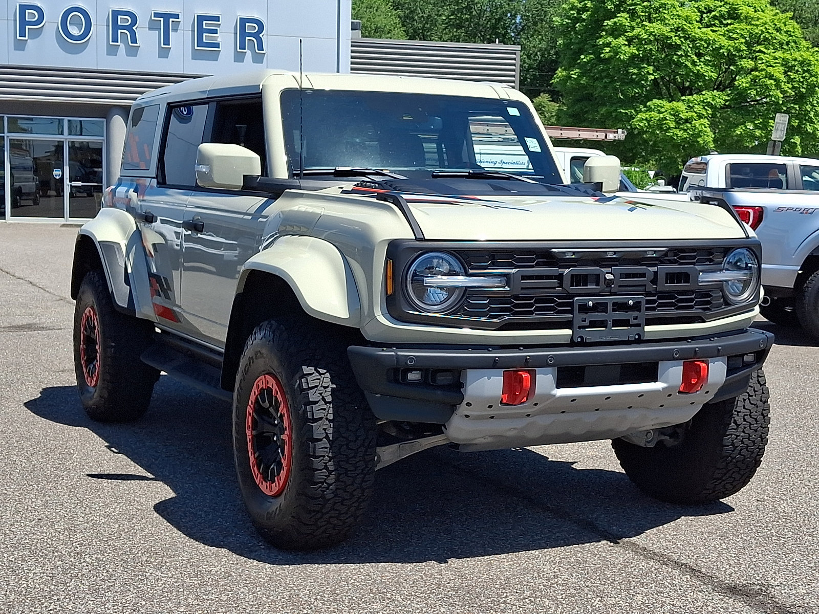 Certified 2025 Ford Bronco Raptor AWD/4WD image 2