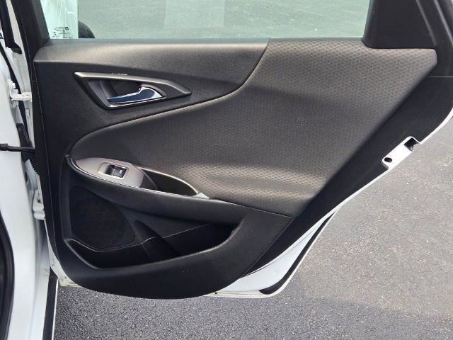 Used 2021 Chevrolet Malibu LT FWD image 8