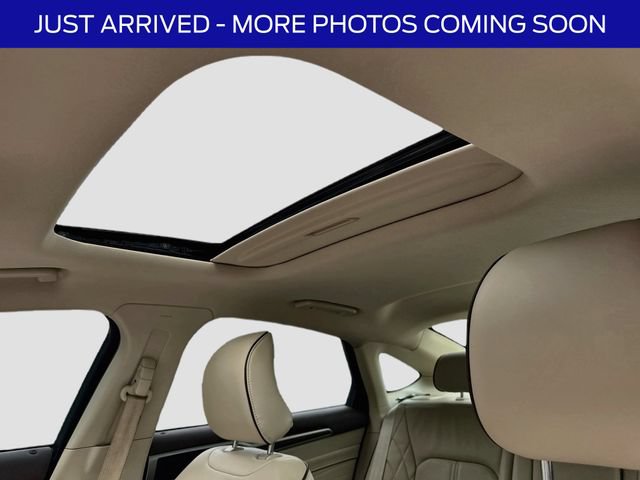 Certified 2017 Ford Fusion Platinum FWD image 12