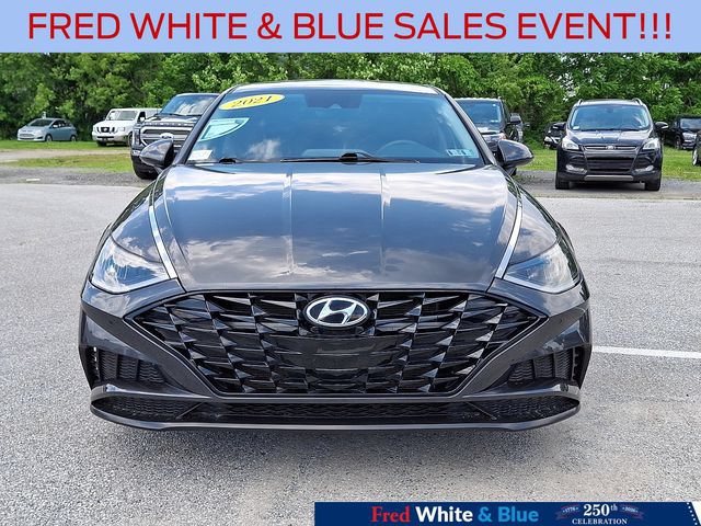 Used 2021 Hyundai Sonata SEL w/ Winter Weather Package FWD image 3