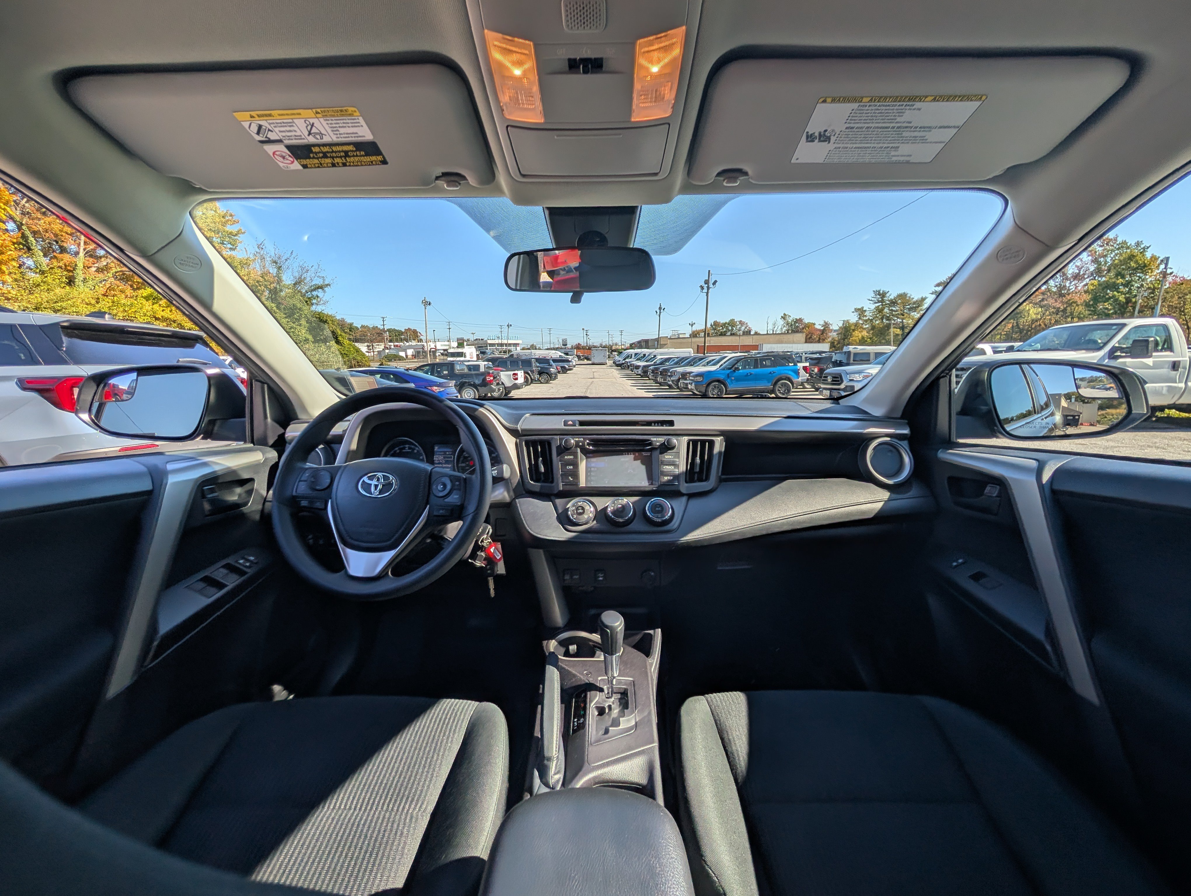 Used 2018 Toyota RAV4 LE w/ All Weather Liner Package AWD/4WD image 18