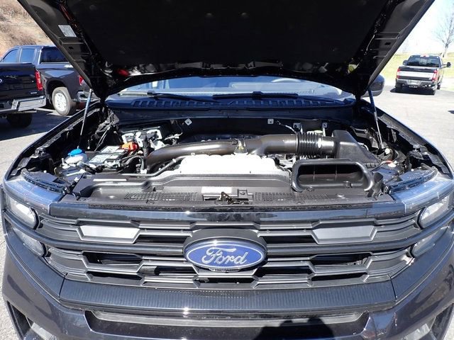 Certified 2025 Ford Expedition Max Active AWD/4WD image 15